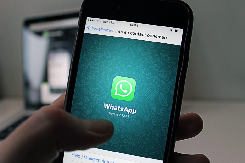 An image that represents WhatsApp crisis management