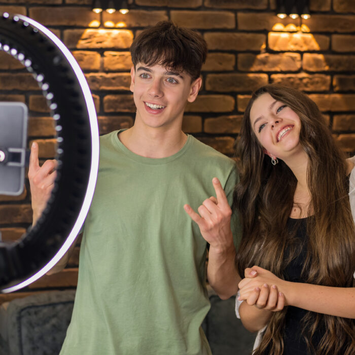 Two people starting as influencers in Latin America